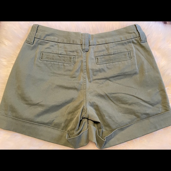 Banana Republic Weekend Short 00P - Picture 7 of 8